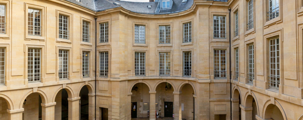 Cour d'honneur bâtiment Panthéon